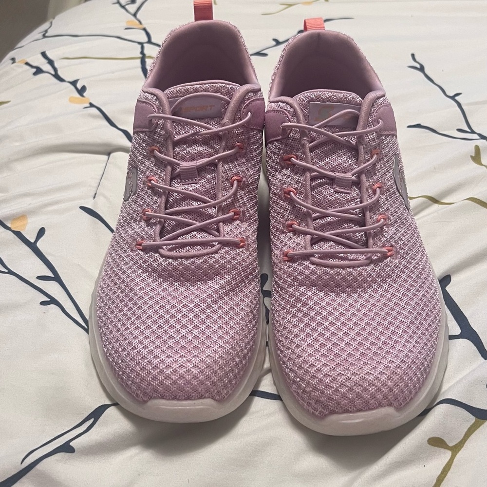 Skechers air cooled memory foam shoes